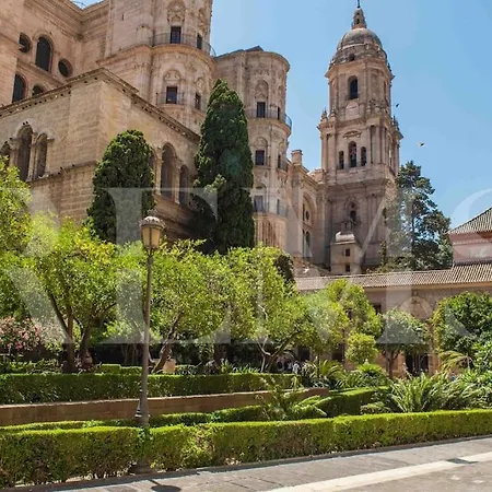 아파트 Cozy With Parking In The Center By Rems 말라가